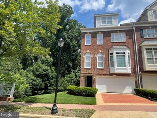 2139 N SCOTT ST, Arlington, VA 22209