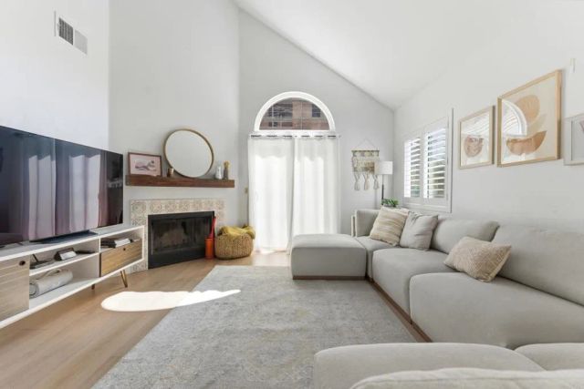 10272 Rancho Carmel Drive, San Diego, CA 92128