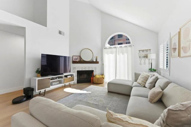 10272 Rancho Carmel Drive, San Diego, CA 92128