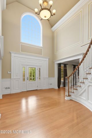 24 Garryford Drive, Middletown, NJ 07748