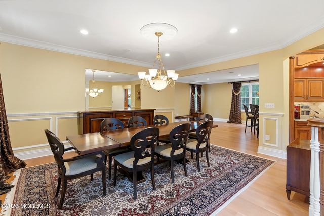 24 Garryford Drive, Middletown, NJ 07748