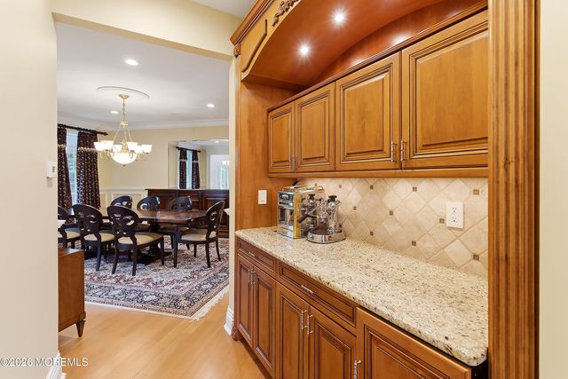 24 Garryford Drive, Middletown, NJ 07748
