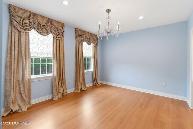 24 Garryford Drive, Middletown, NJ 07748
