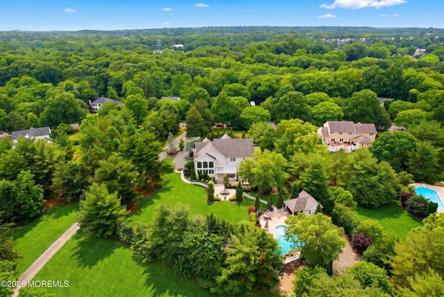 24 Garryford Drive, Middletown, NJ 07748