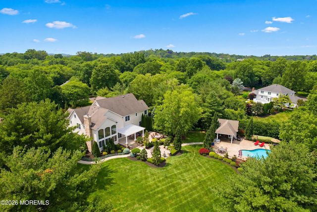 24 Garryford Drive, Middletown, NJ 07748
