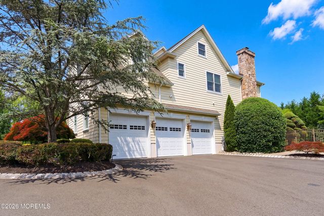 24 Garryford Drive, Middletown, NJ 07748