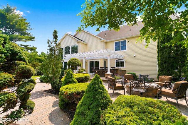 24 Garryford Drive, Middletown, NJ 07748