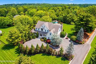 24 Garryford Drive, Middletown, NJ 07748