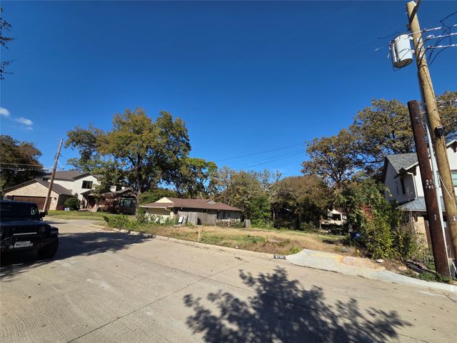 6751 Lakefair Circle, Dallas, TX 75214