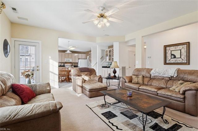 704 Southwood DR, Chesapeake, VA 23322