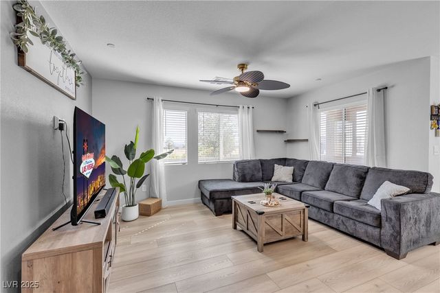 9601 Oliver Hills Avenue, Las Vegas, NV 89143