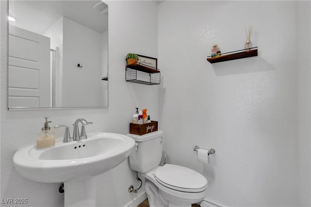 9601 Oliver Hills Avenue, Las Vegas, NV 89143