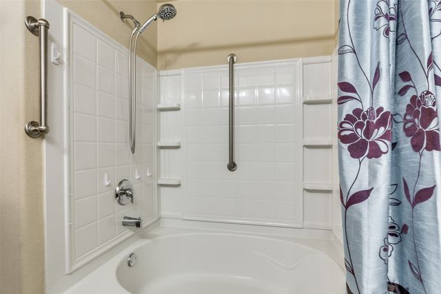 8805 Irish Bend Drive, Fort Worth, TX 76123