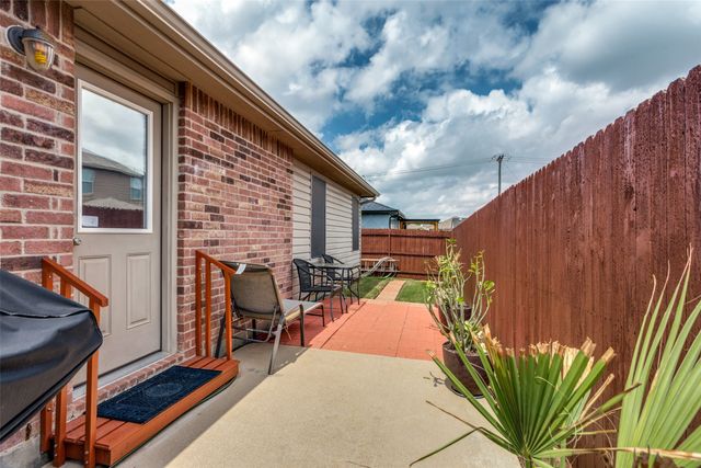 8805 Irish Bend Drive, Fort Worth, TX 76123