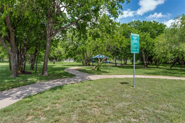 8805 Irish Bend Drive, Fort Worth, TX 76123