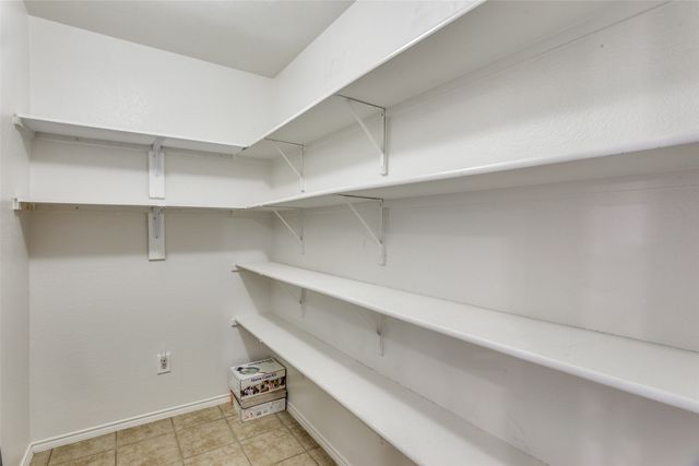 8805 Irish Bend Drive, Fort Worth, TX 76123