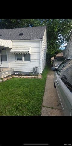 11076 Paige Avenue, Warren, MI 48089