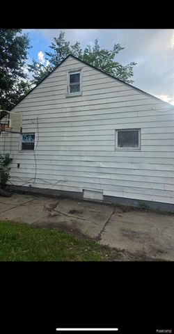 11076 Paige Avenue, Warren, MI 48089