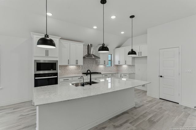 341 Bodensee, New Braunfels, TX 78130