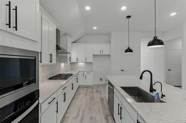 341 Bodensee, New Braunfels, TX 78130