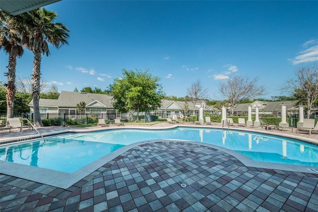 3661 KINGS ROAD 102, Palm Harbor, FL 34685