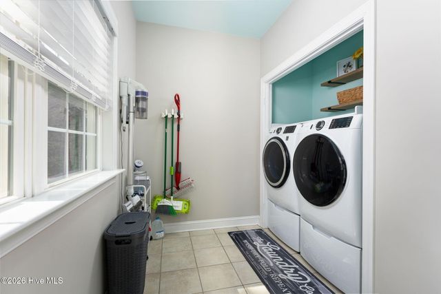 205 E Loon Court, Hampstead, NC 28443