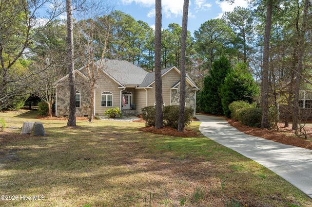 205 E Loon Court, Hampstead, NC 28443