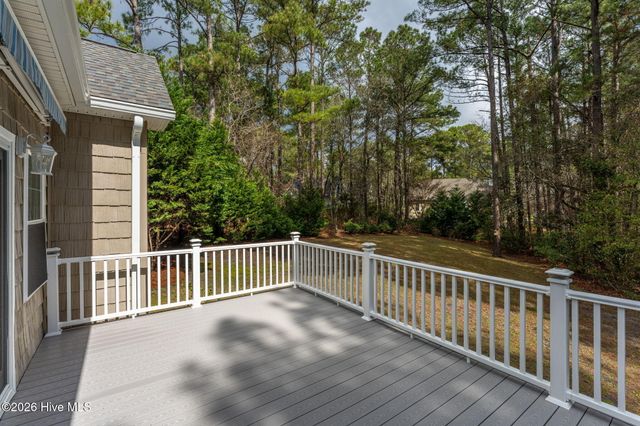 205 E Loon Court, Hampstead, NC 28443