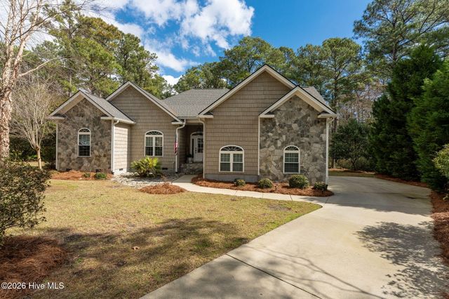 205 E Loon Court, Hampstead, NC 28443