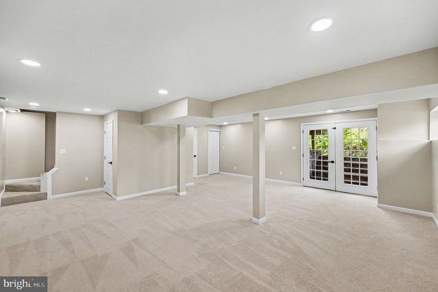 33 CARTERS LINE RD, White Post, VA 22663