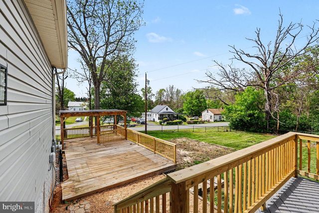 33 CARTERS LINE RD, White Post, VA 22663