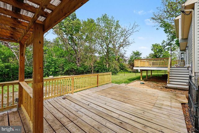 33 CARTERS LINE RD, White Post, VA 22663