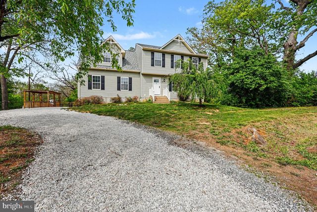33 CARTERS LINE RD, White Post, VA 22663