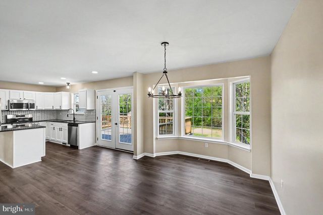 33 CARTERS LINE RD, White Post, VA 22663