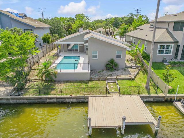 6 CIMMARON DRIVE, Palm Coast, FL 32137