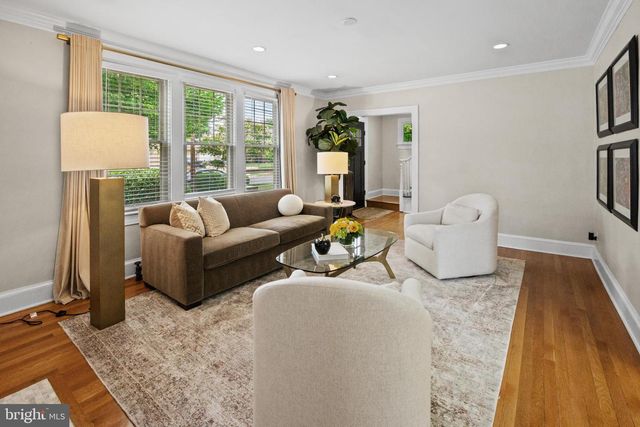 2218 32ND ST SE, Washington, DC 20020
