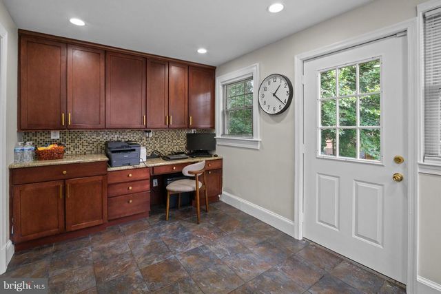2218 32ND ST SE, Washington, DC 20020
