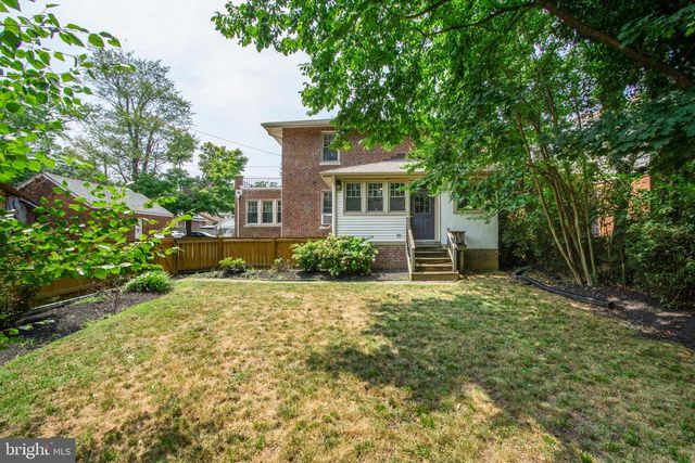 2218 32ND ST SE, Washington, DC 20020