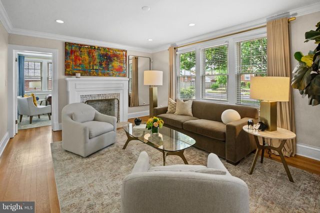 2218 32ND ST SE, Washington, DC 20020