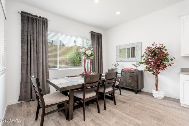 3272 W Peak View Road, Phoenix, AZ 85083