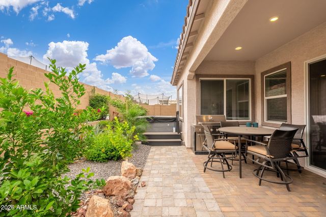 3272 W Peak View Road, Phoenix, AZ 85083