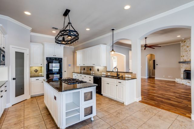 2890 Forest Drive, Celina, TX 75009