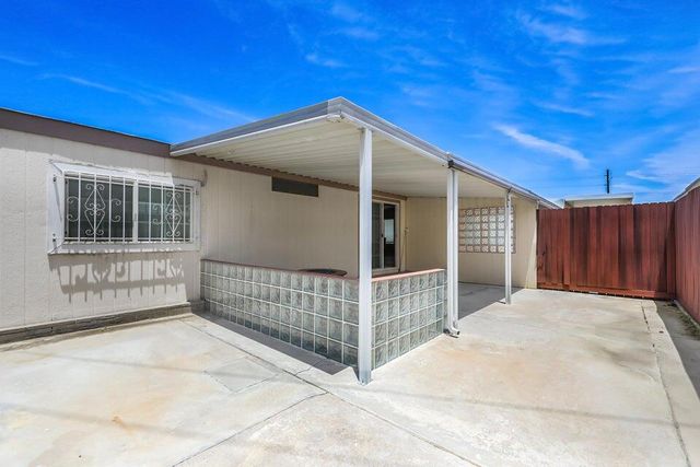 33261 Westchester Drive, Thousand Palms, CA 92276