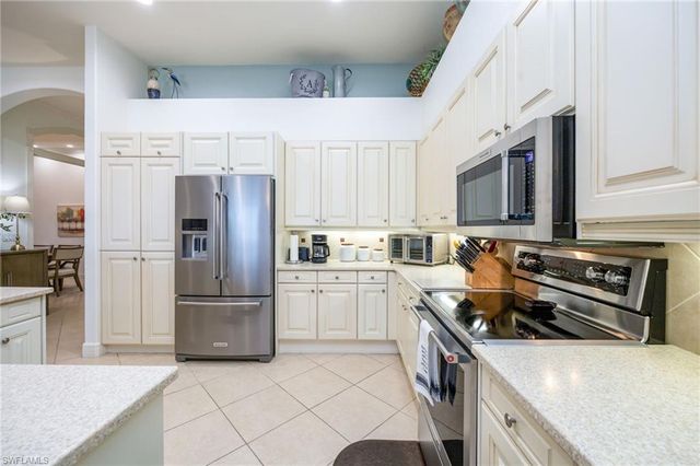 840 Villa Florenza DR, Naples, FL 34119