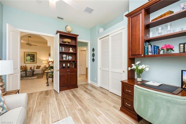 840 Villa Florenza DR, Naples, FL 34119