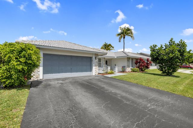 1909 NW 80th Avenue, Margate, FL 33063