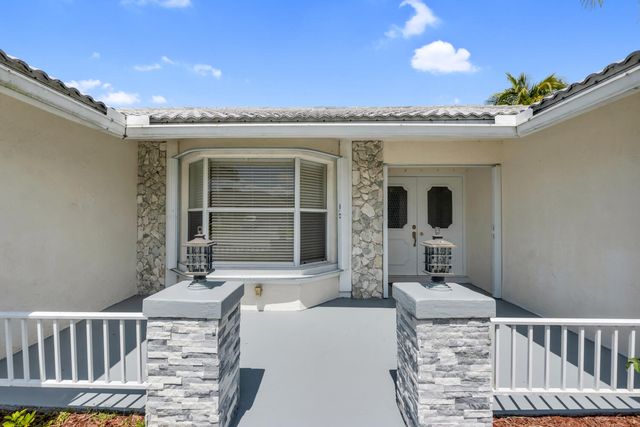 1909 NW 80th Avenue, Margate, FL 33063