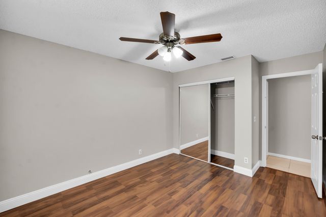 1909 NW 80th Avenue, Margate, FL 33063
