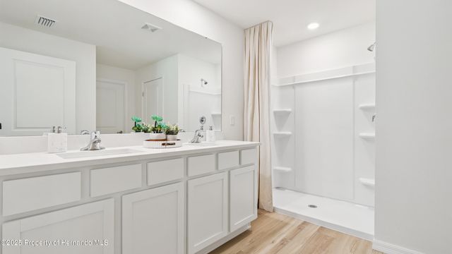 7970 N Galena Avenue, Citrus Springs, FL 34433