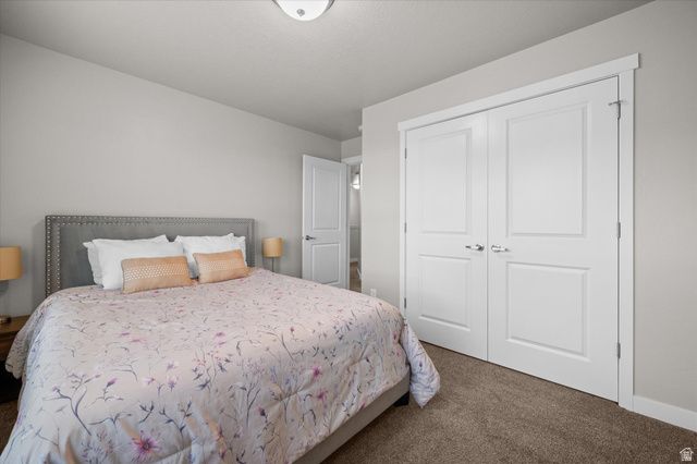 2504 N KNIGHTS LN, Layton, UT 84041